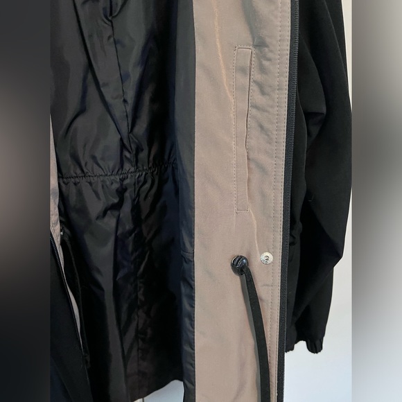 Coat Gallery Petite XL - Picture 2 of 4